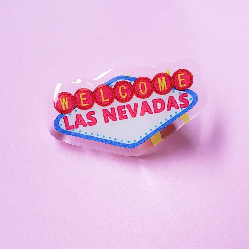 Dream Smp Las Nevadas Acrylic Pin 