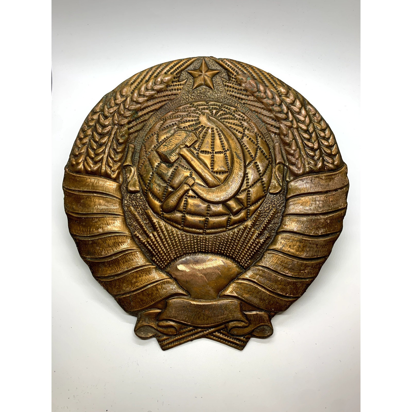 ロシア革命60周年記念のピンバッジ ロシア革命 60周年 1917～1977