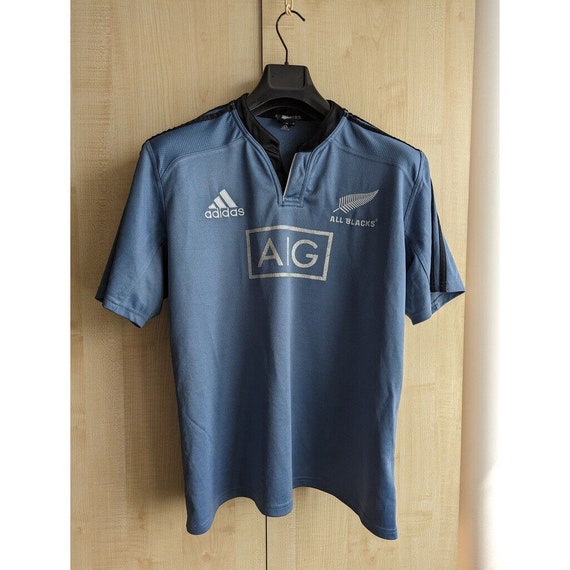 adidas aig all black