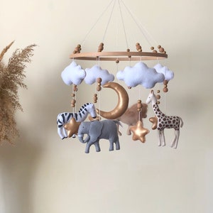 Safari Mobile ,Crib Mobile , Cot Mobile,Safari Nursery , Africa safari animals giraffe and elefante,Jungle Nursery