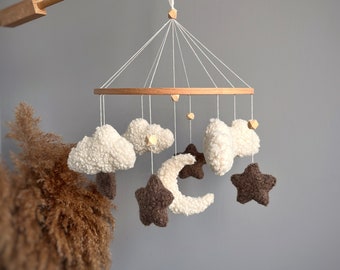 Personalized boucle clouds and moon baby nursery mobile, Neutral baby mobile, Neutral nursery mobile, Clouds mobile, Felted stars mobile