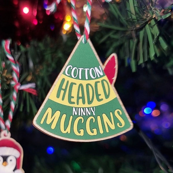 Decoración navideña de elfos, adorno de madera, muggins ninny con cabeza de algodón, película de elfos, Buddy el elfo, adorno de árbol de películas de Navidad, cita de Navidad