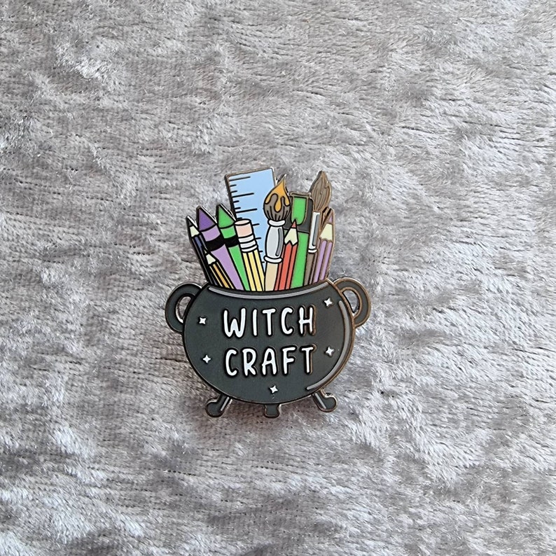 Witchcraft pin, enamel pin, cauldron pin, witch badge, art pin badge, gift for artist, creative pin, witchy gift, magic pin, craft pin badge image 7