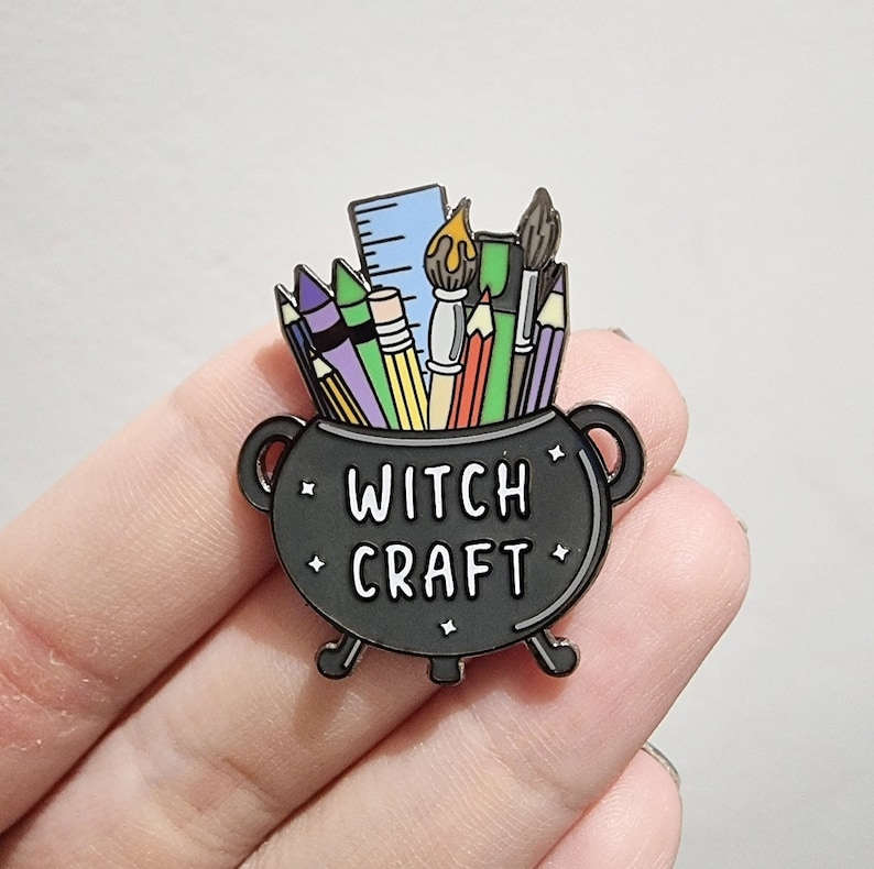 Witchcraft pin, enamel pin, cauldron pin, witch badge, art pin badge, gift for artist, creative pin, witchy gift, magic pin, craft pin badge image 2