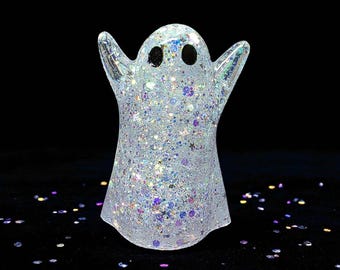 Figura fantasma de resina con purpurina iridiscente / Decoración espeluznante para Halloween