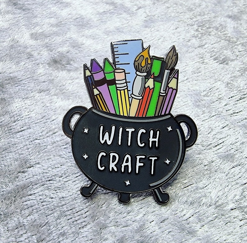 Witchcraft pin, enamel pin, cauldron pin, witch badge, art pin badge, gift for artist, creative pin, witchy gift, magic pin, craft pin badge image 4