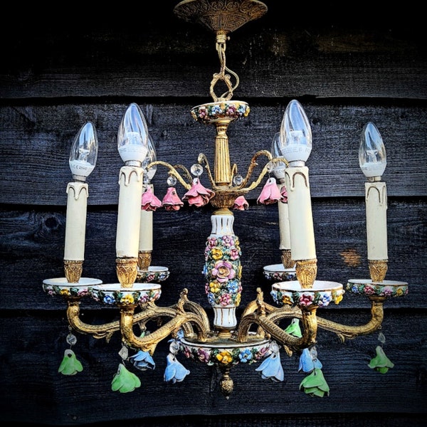 Porcelain flowers chandelier, Gold bronze chandelier with Capodimonte style ceramic roses pink, blue, yellow, green Made in Spain, 6 arms