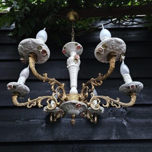 Chandelier brass and white porcelain with pink porcelain roses Capodimonte style 6 arms