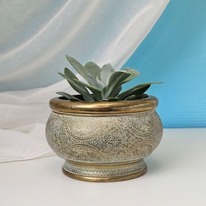 Kleiner gravierter Messing-Blumentopf für Sukkulenten Pflanzen, indischer Messingtopf, goldener Blumentopf, Geschenk für Pflanzenliebhaber