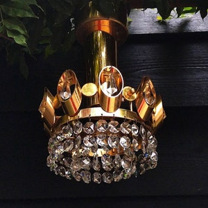 Hollywood Regency pendant light crystal crystal and gold metal, Waterfall small light fixture one bulb, Mid Century Modern 60s Palwa Germany