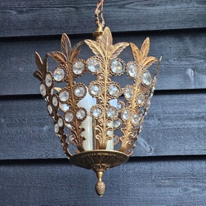 Brass and crystals ceiling lamp 3 bulbs in shape of a lantern lamp, gold leaves and crystals ceiling lamp