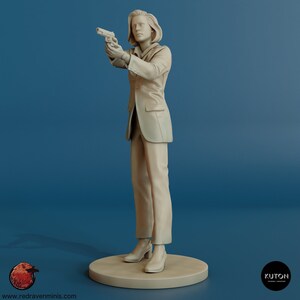 Dana Scully - The X-Files - Scale Resin Model Kit