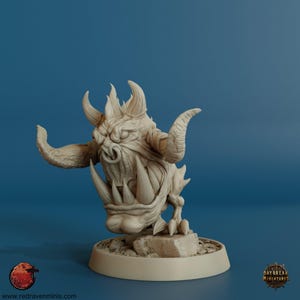Head Runner 4 • 32mm Scale Miniature