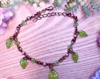 Gwendolyn ~ Armkettchen mit kleinen Blättern - Fairycore Forestcore Waldfee Perlenarmband Cottagecore Princesscore