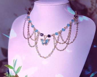 Blue Morpho Schmetterling Halskette ~ mit Glasperlen und Schmetterling aus Glas ~ Fairycore Fairy Outfit Princesscore Fantasy Outfit