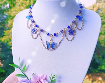 Zelia ~ Perlen Collier Halskette ~ Feen Choker Halskette mit Schmetterling aus Glas ~ Fairycore Fairy Outfit Princesscore Fantasy Outfit