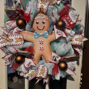 Gingerbread Man Christmas Wreath