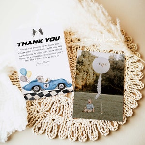 Cartão de agradecimento de aniversário de carro de corrida, agradecimento rápido de um aniversário, aniversário de carro de corrida azul, agradecimento de carro de corrida, obrigado de primeiro aniversário de menino, BD44