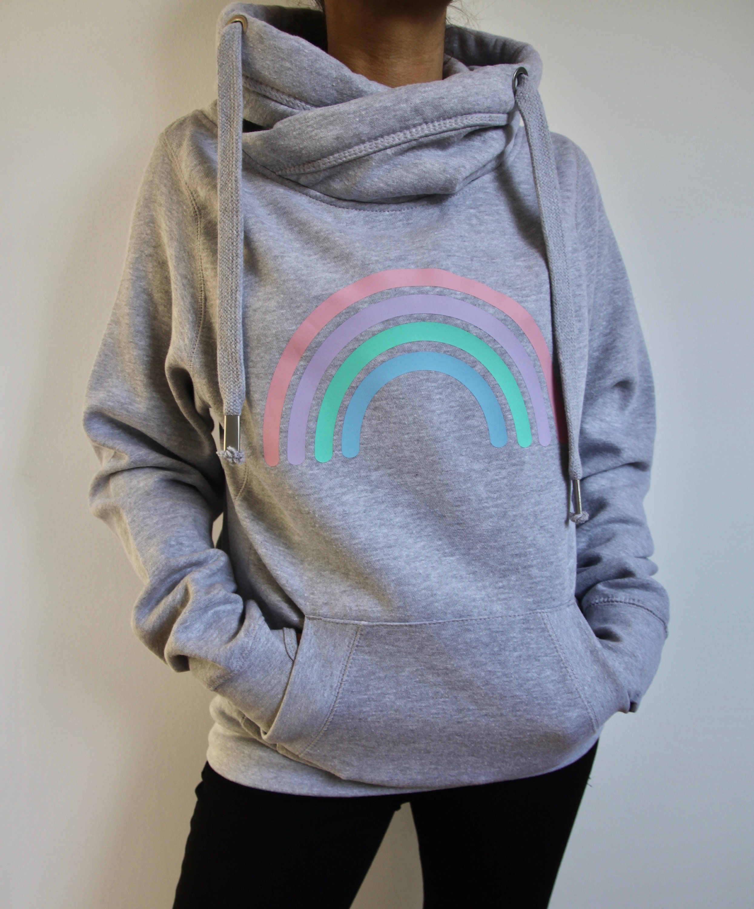 пушистая кофта с капюшоном. John however худи. мохнатое худи. Uneek толстовка. толстовки с шеин.