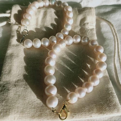 Fresh water retailer pearl clasp bracelet