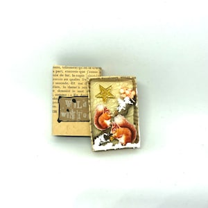 Diorama dello scoiattolo di Natale, scoiattoli natalizi in scatola di fiammiferi, scena in miniatura vintage, scatola delle ombre invernali, carta fatta a mano vintage, fauna selvatica artbox