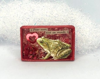 Diorama dans une boîte d’allumettes crapaud amoureux saint Valentin pour homme ou femme création unique en papier