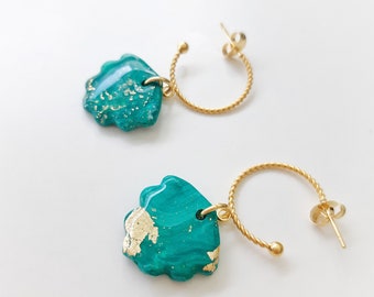 EPHEMERAL SALE - Emerald green jade stone earrings, shell, twisted hoop earrings, stainless steel, porcelain, eco-friendly clay