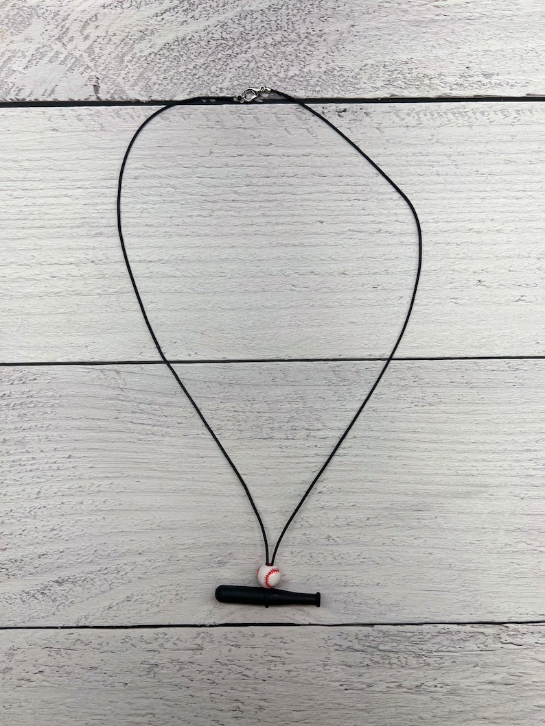 Mookie Betts lucky necklace replica Baseball and Bat Necklace Dodgers, Braves, Mets, Phillies, Yankees, Astros, Redsox 2024 MLB Season black 3d printed