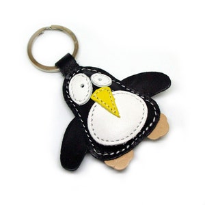 Penguin keychain, Penguin Lover Gift Idea, Fathers Day Gift, Linux User Gift, Polar Keychain, Leather Keychain