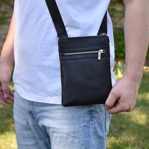 Sac bandoulière en cuir fait main, sac messager en cuir, sac de téléphone portable pour homme, sac bandoulière noir, petit sac pour homme