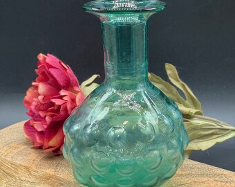 Blenko hobnail or ‘bumpy’green vase made 1958-1961