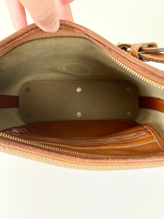 Vintage Dooney & Bourke Taupe and Brown Leather P… - image 9