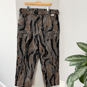 Tigerstripe Camo Cargo Pants 40x30