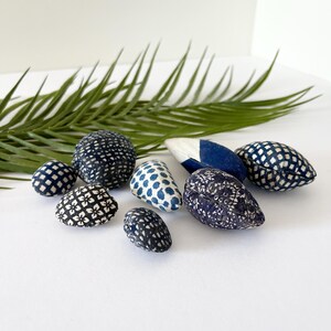 Vintage Fabric Sea Shell Clams