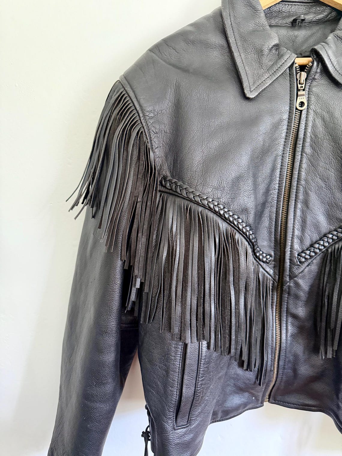 Vintage Black Fringe Leather Biker Jacket, Foto 4 von 5