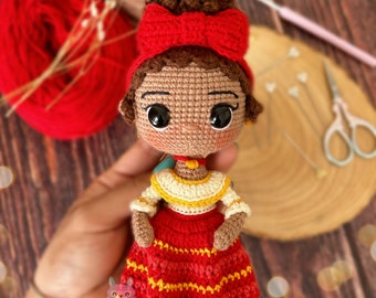 Dolores Madrigal Charm amigurumi pattern / Crochet pattern Dolores Madrigal doll English - Spanish
