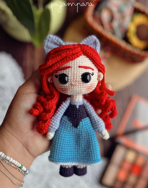 Ariel in Her Blue Dress – Amigurumi Pattern – PDF Doc – ESP/ENG