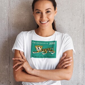 Vintage Tiger t shirt, Tiger Tee, Unisex T-Shirt, Wildlife Lover Gift, Cute Animal Shirt, Summer Style, Animal Lover Apparel, Pet t-shirt