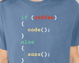 Maglietta divertente per donne con scritta "Coffee and Code", regalo geek per programmatori, regalo di compleanno, idea regalo per le vacanze di Natale, maglietta per sviluppatori.