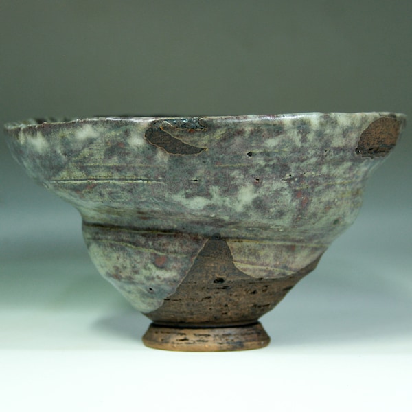 Chawan. Handmade teabowl. Studio pottery.