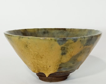 Matcha chawan. Handmade teabowl. Studio pottery rice bowl