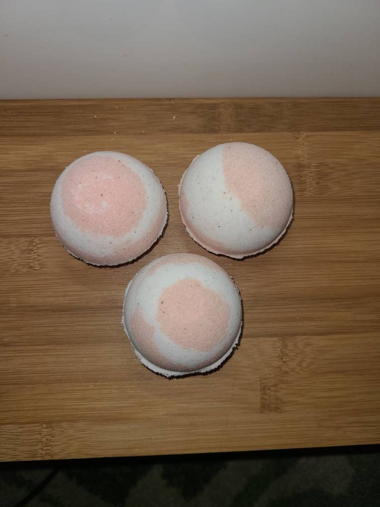 Bomba de baño de salvia de color naranja dulce con sorpresa de | Etsy