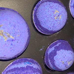 Soothing Lavender Bath Bomb