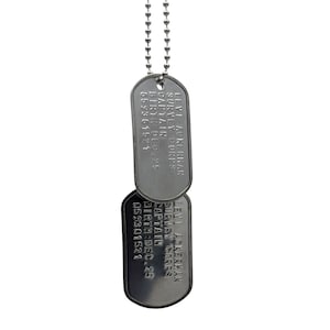 LEVI Anime Militär Dog Tags - Kostüm Cosplay Requisite - Edelstahl Ketten inklusive