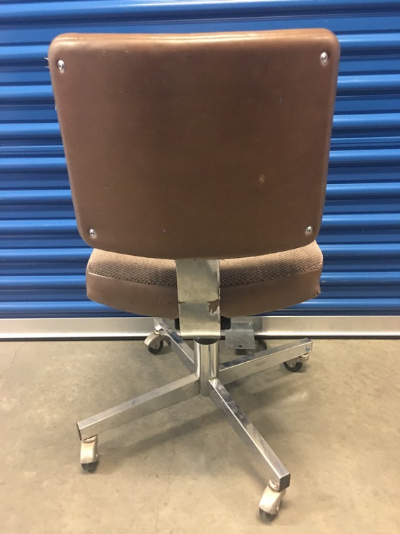 Mcm task chair online