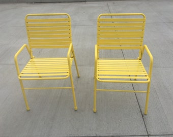 Cute Vintage  Patio Chairs