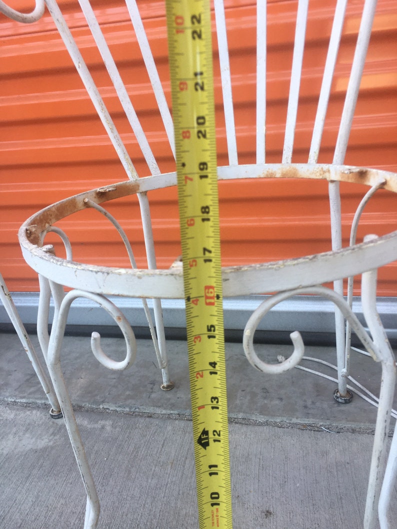 Vintage Wrought Iron Patio Chairs Vintage Patio Chairs White Metal