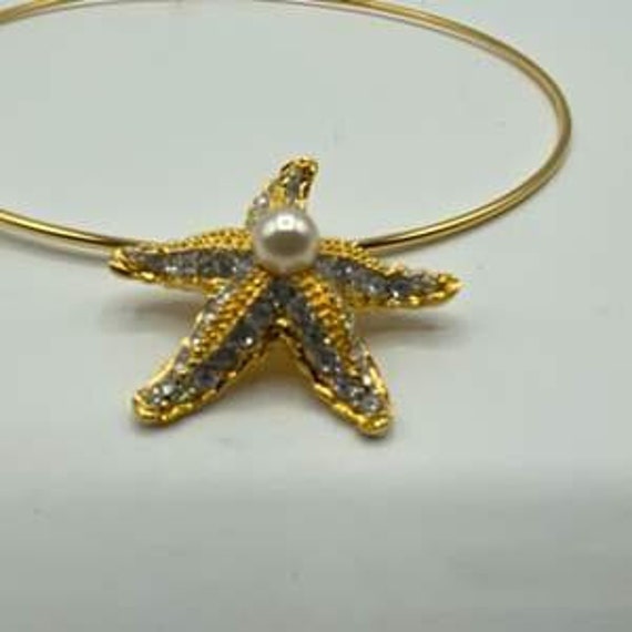 Kenneth Jay Lane Necklace and Starfish Pendant - image 2