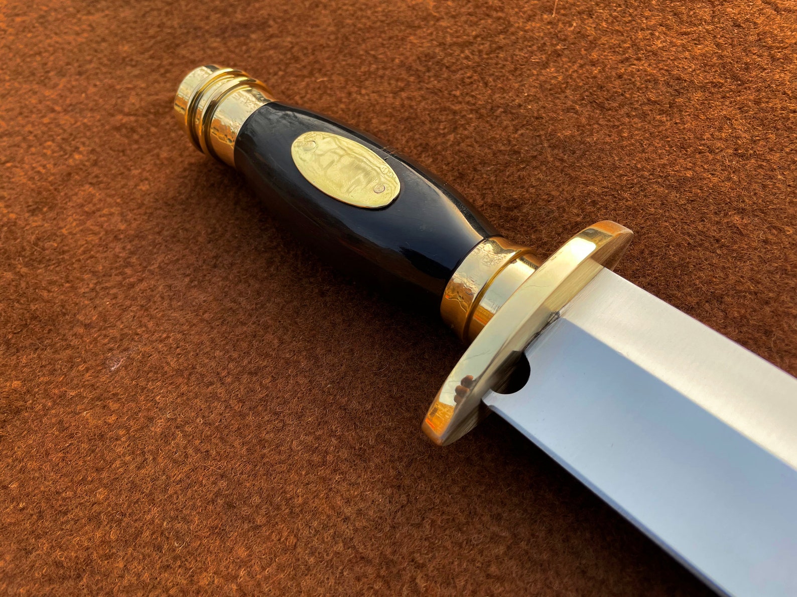 Searless Bowie Knife Custom Handmade D2 Steel Rezin Bowie Etsy