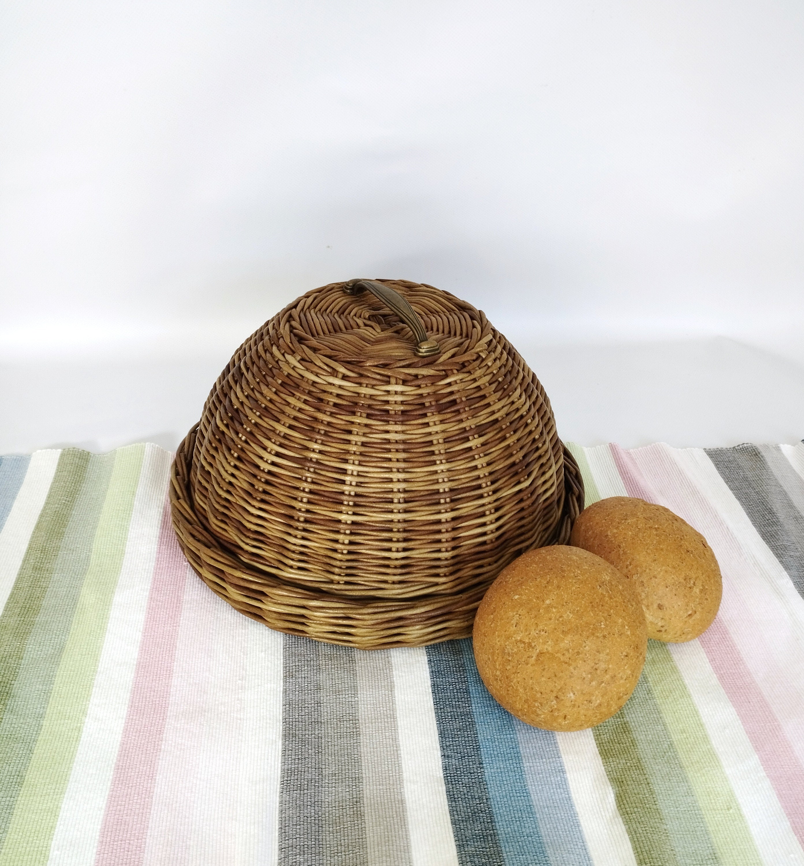 Wicker Basket for Bread and Storage Round Tray with Lid